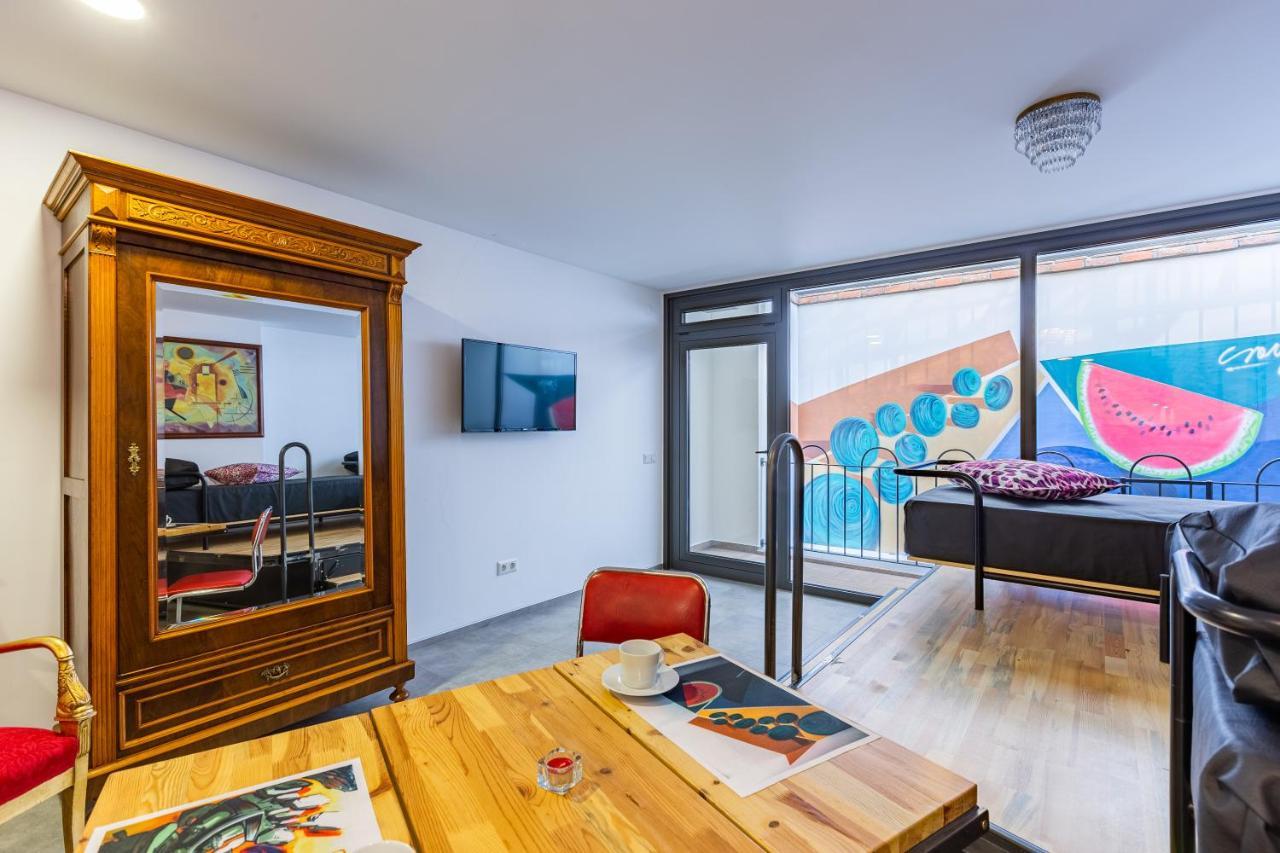 Pera Otel